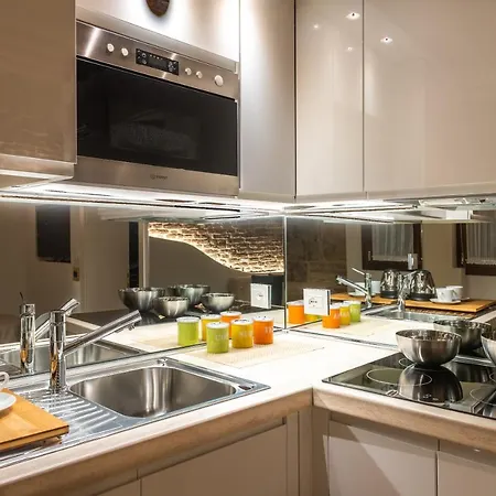 Venezia Apartment